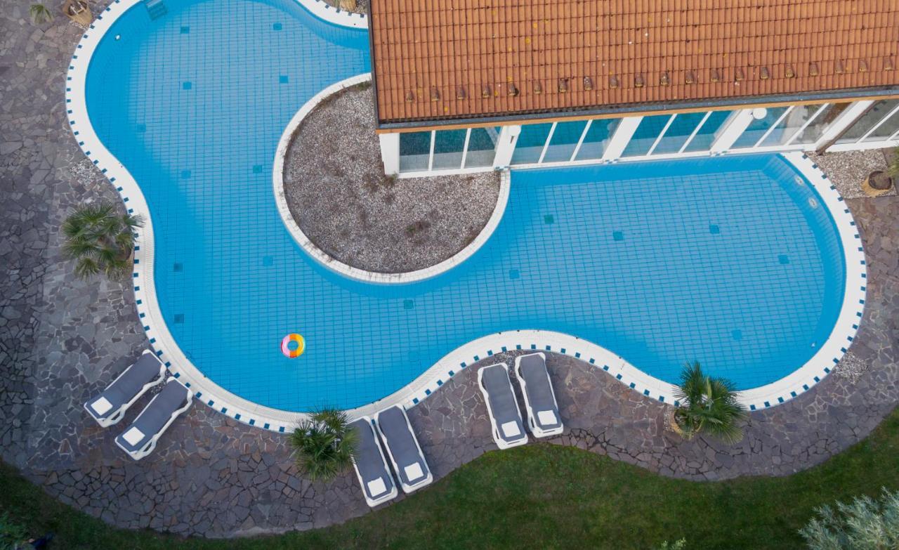 Aedenlife Hotel & Resort Ruegen 特伦特 外观 照片