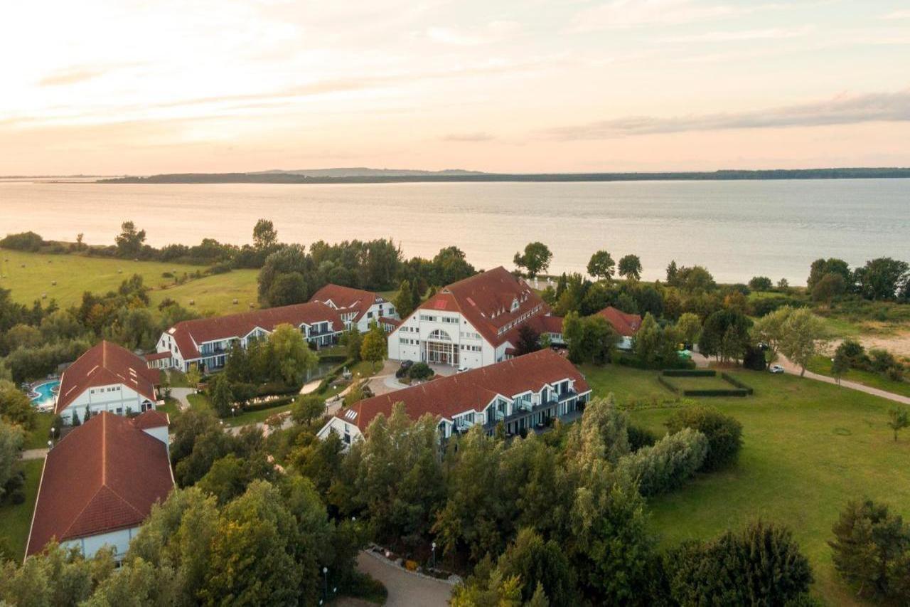 Aedenlife Hotel & Resort Ruegen 特伦特 外观 照片