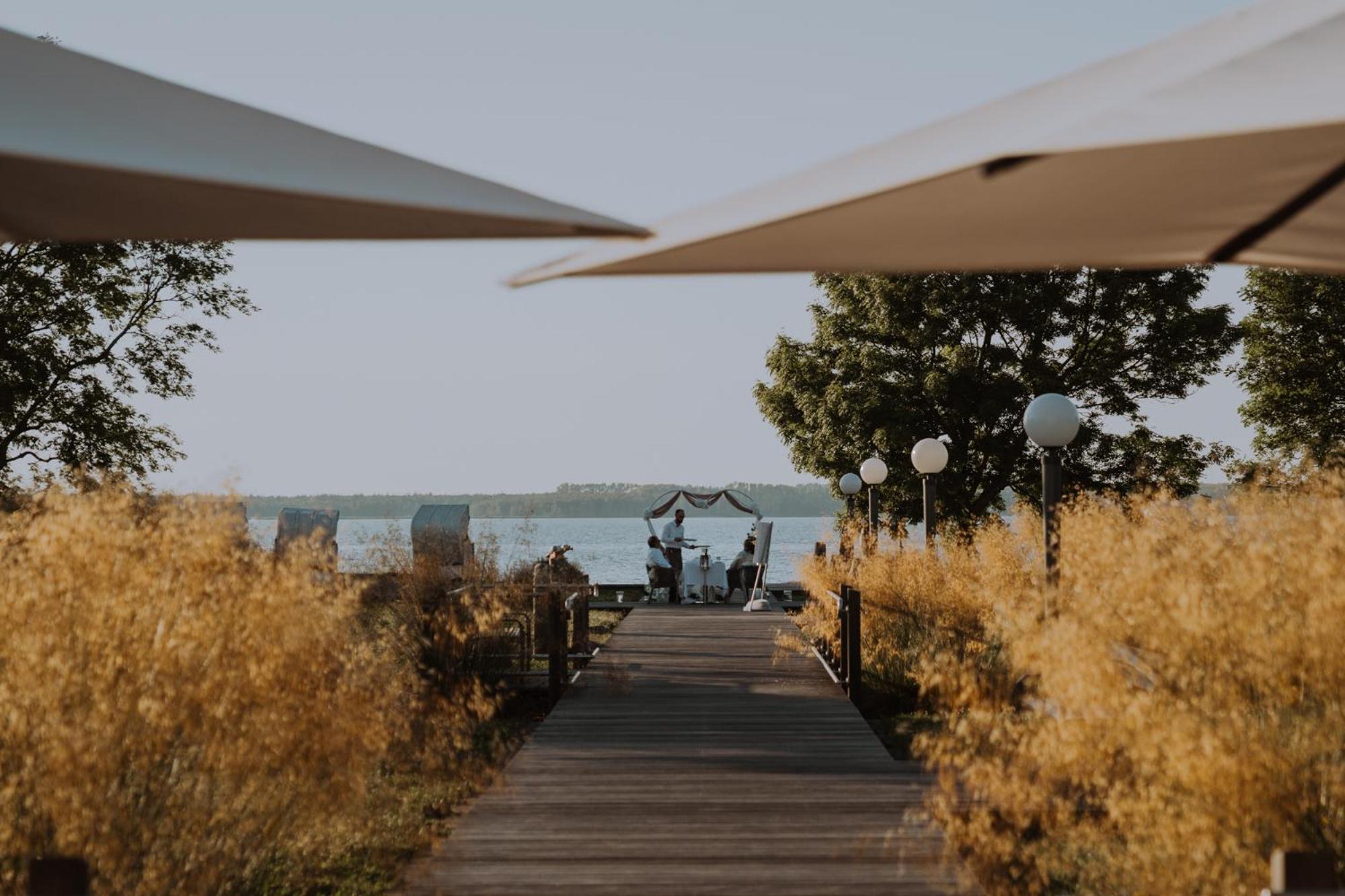 Aedenlife Hotel & Resort Ruegen 特伦特 外观 照片